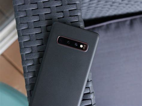 Samsung Galaxy S10 Totallee Thin Case review: The 